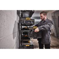 Grande boîte &agrave; outils ToughSystem 2.0, 21-3/4" x 14-3/4" x 12-3/8", Noir Rock Safety Industrial Ltd