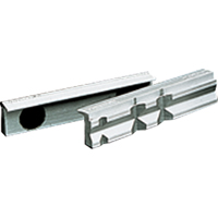 Accessoires pour &eacute;taux - Prot&egrave;ge-m&acirc;choires Magnefix &agrave; surface prismatique Rock Safety Industrial Ltd