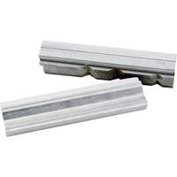 Accessoires pour &eacute;taux - Prot&egrave;ge-m&acirc;choires Magnefix &agrave; surface prismatique Rock Safety Industrial Ltd