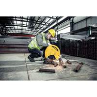 Scie &agrave; tronçonner, 14", 4000 tr/min &agrave; vide, 120 V, 15 A Rock Safety Industrial Ltd