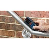 T&eacute;l&eacute;m&egrave;tre laser rouge connect&eacute; BLAZE, 0.0' - 165' (0.0 m - 50,2 m) Gamme de mesure, Num&eacute;rique (&eacute;lectronique) Rock Safety Industrial Ltd