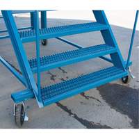 Snow Ladder, Steel, 10 Steps, 99" H, 85-1/2" D, 48" Step, Serrated Rock Safety Industrial Ltd